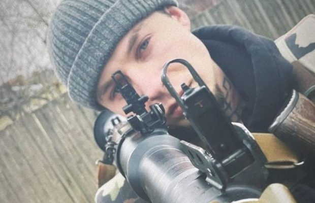 Победитель "Х-Фактора" Михаил Панчишин рассказал, почему пошел в терроборону: "Это наша жизнь, которую мы отстоим"