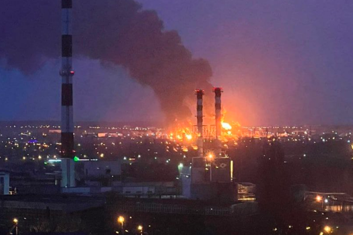 В российском Белгороде уничтожили нефтебазу / скриншот