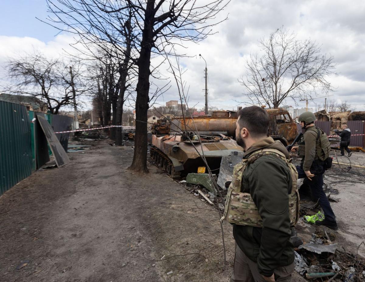 Франція допоможе розслідувати злочини військ РФ у Бучі / фото t.me/V_Zelenskiy_official Франція допоможе розслідувати злочини військ РФ у Бучі / фото t.me/V_Zelenskiy_official