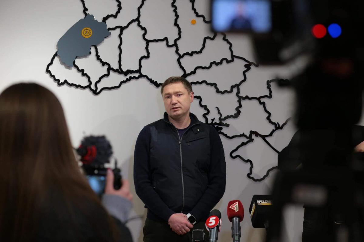 Максим Козицкий добавил, что недостаточно отстранить и уволить чиновника / фото facebook.com/kozytskyy.maksym.official Максим Козицкий добавил, что недостаточно отстранить и уволить чиновника / фото facebook.com/kozytskyy.maksym.official