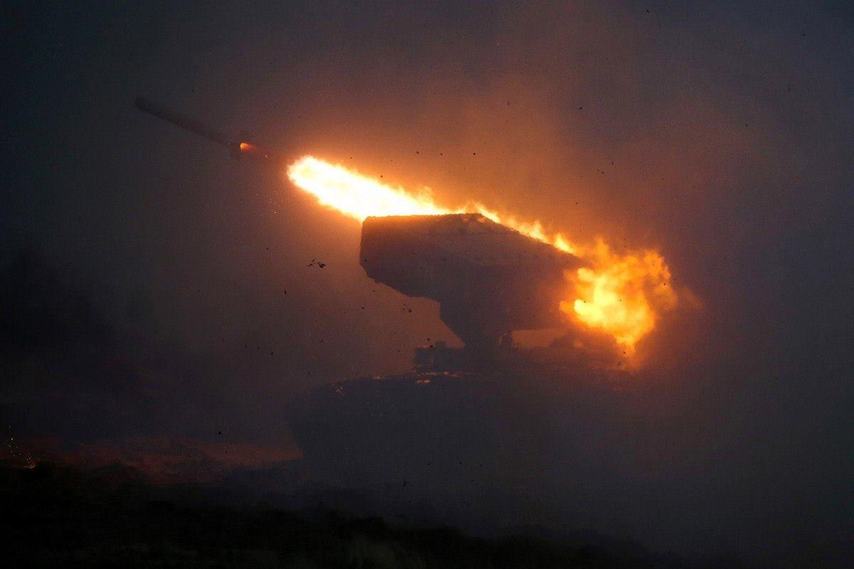 ЗСУ уразили дві важкі вогнеметні системи залпового вогню ТОС-1А “Сонцепік” / фото Міноборони РФ ЗСУ уразили дві важкі вогнеметні системи залпового вогню ТОС-1А “Сонцепік” / фото Міноборони РФ