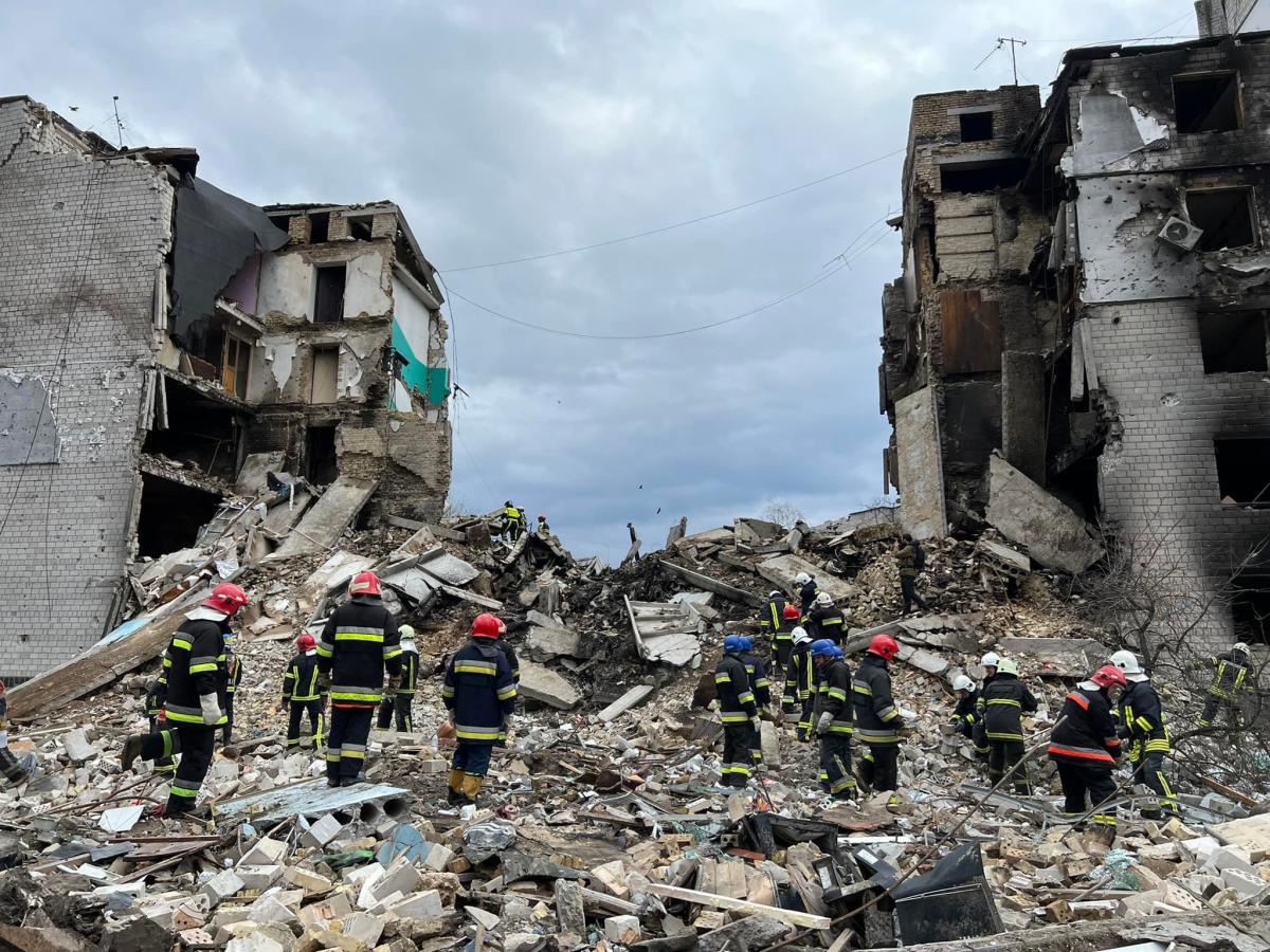 Окупанти навмисне руйнували житлові будинки в Бородянці / фото Роман Бочкала