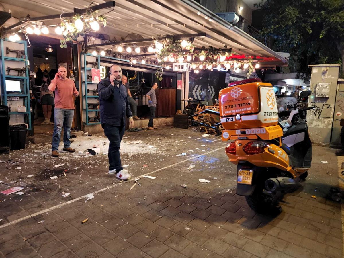 У Тель-Авіві стався теракт / фото United Hatzalah