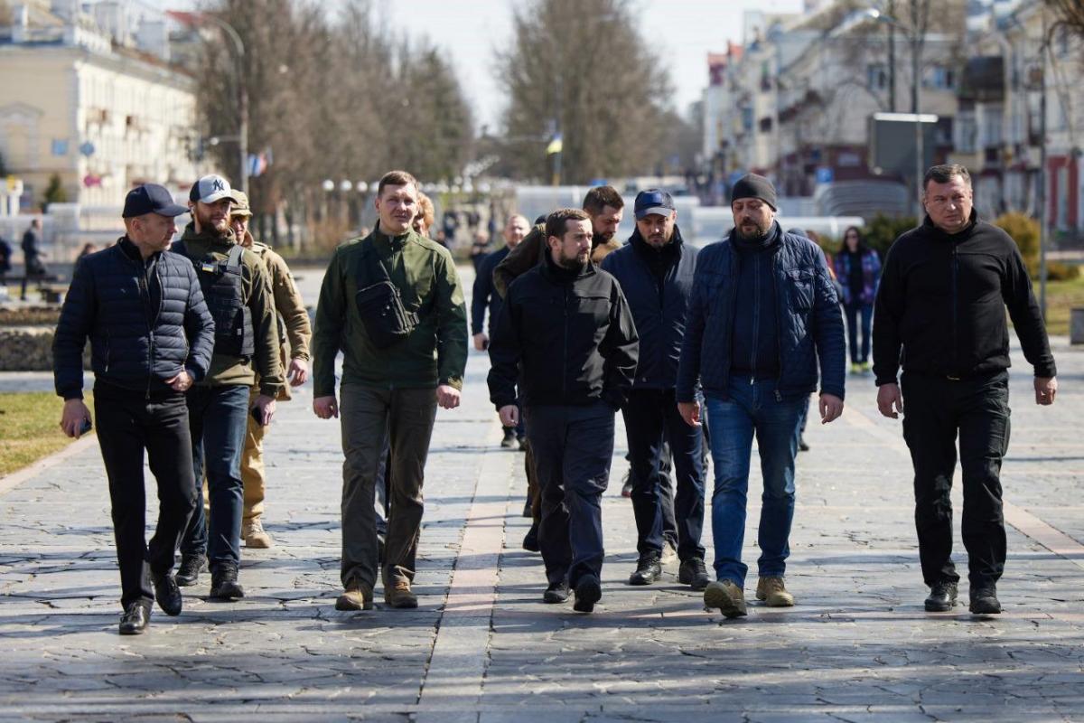 Чернігів відбудують у найкоротші терміни – ОП Чернігів відбудують у найкоротші терміни – ОП