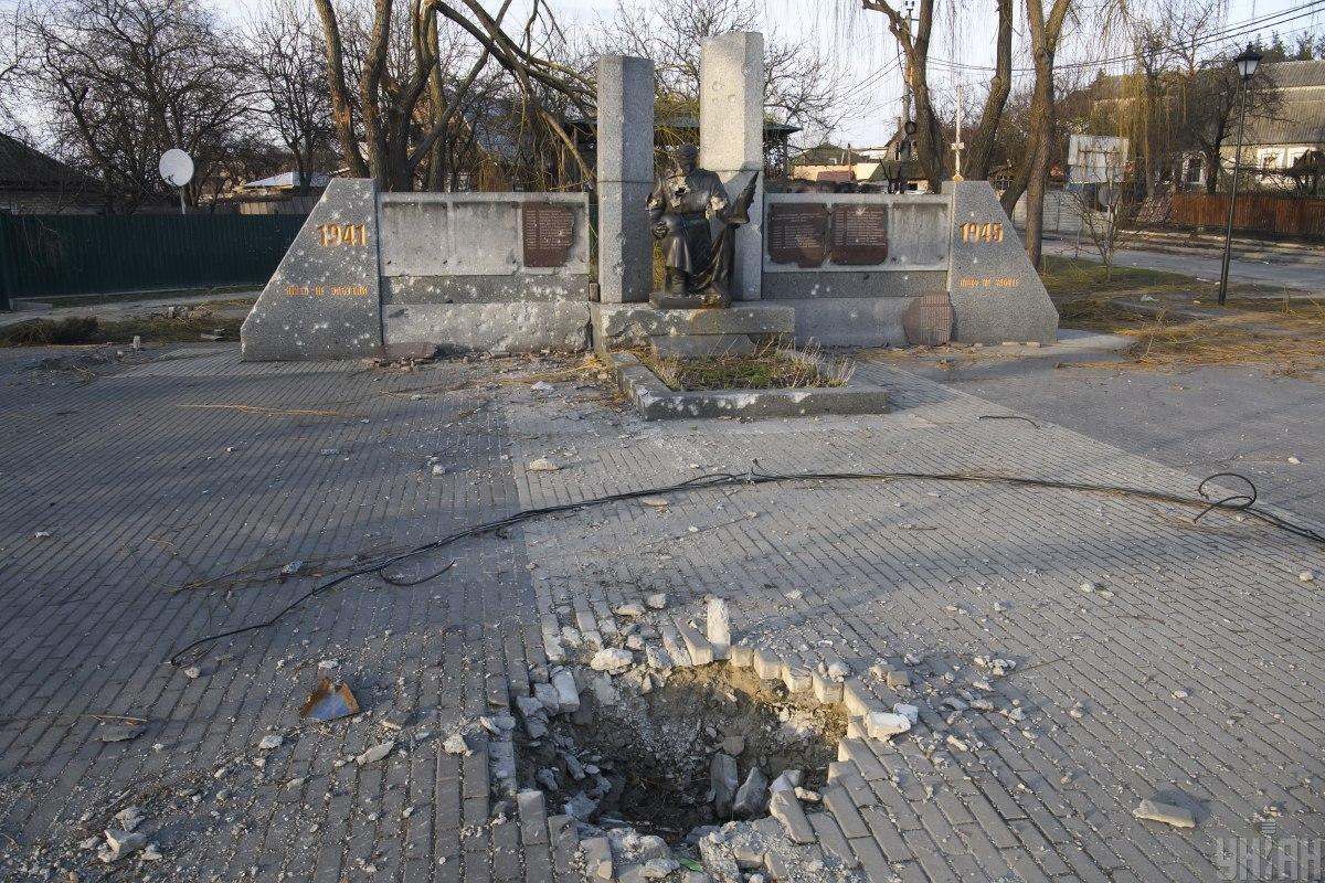 Оккупанты разрушили Гостомель / фото УНИАН (Владислав Мусиенко) Оккупанты разрушили Гостомель / фото УНИАН (Владислав Мусиенко)