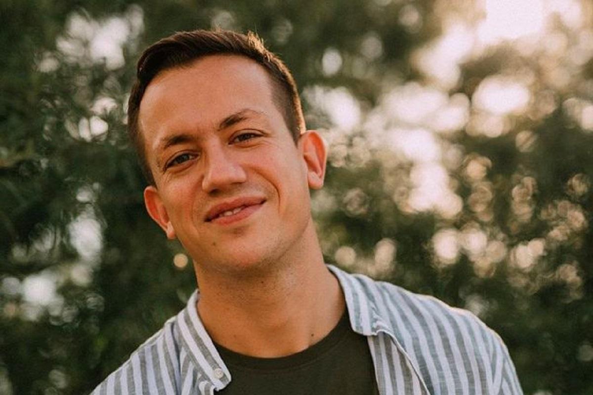 В интервью он признался, что любит девушек младше себя / фото instagram.com/aleksey_durnev В интервью он признался, что любит девушек младше себя / фото instagram.com/aleksey_durnev