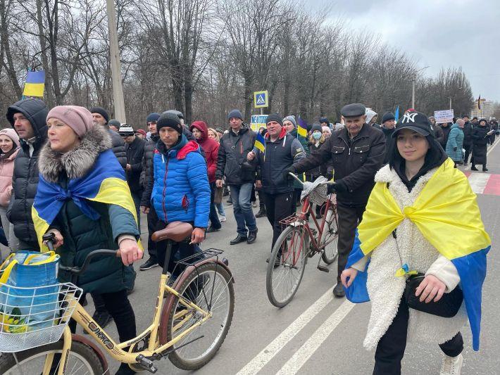 Мелітополь проводив марші на підтримку України / фото РІА Мелітополь Мелітополь проводив марші на підтримку України / фото РІА Мелітополь