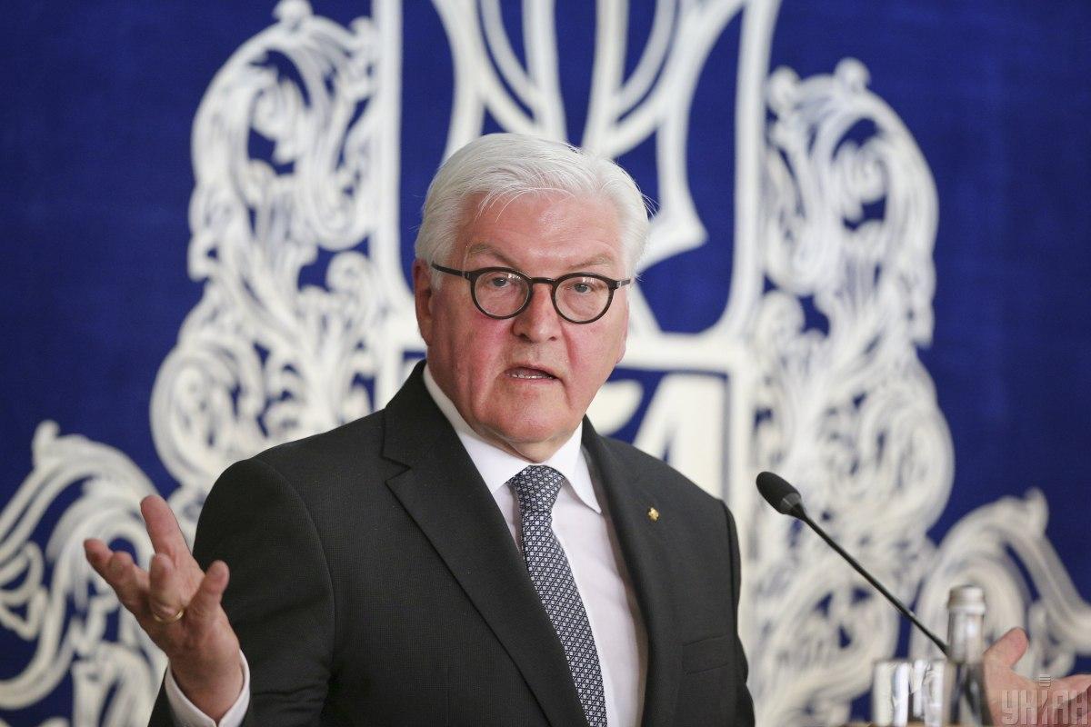 Штайнмайер раскритиковал политику экс-канцлера Шредера в отношении РФ / фото УНИАН, Владимир Гонтарь Штайнмайер раскритиковал политику экс-канцлера Шредера в отношении РФ / фото УНИАН, Владимир Гонтарь