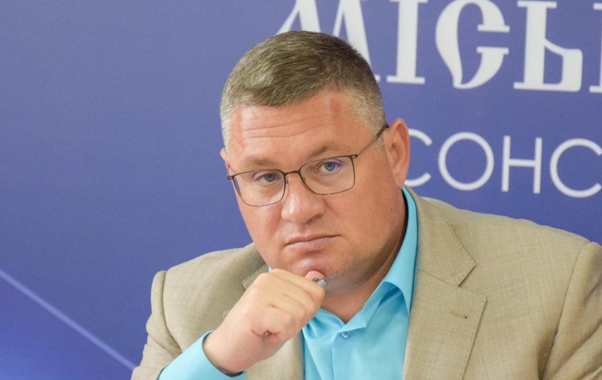 Мэр Алешки рассказал, что российские мародеры ограбили его дом / фото Евгений Рыщук в Facebook Мэр Алешки рассказал, что российские мародеры ограбили его дом / фото Евгений Рыщук в Facebook
