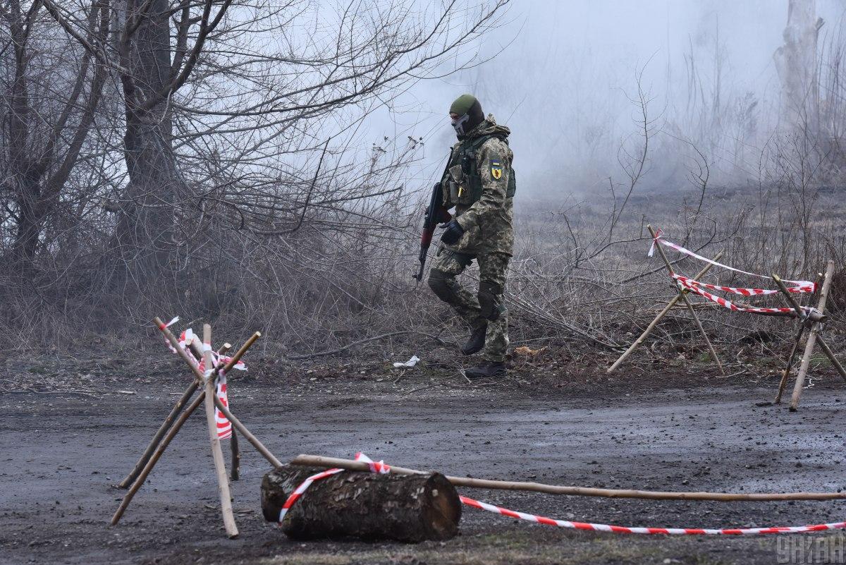 Россия снова провокационно обстреливает территории Сумской области из минометов / УНИАН Россия снова провокационно обстреливает территории Сумской области из минометов / УНИАН