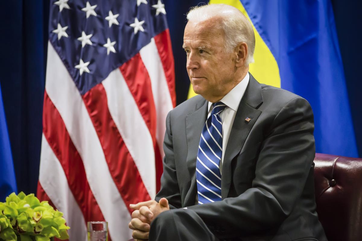 Байден: "Мы и дальше будем поддерживать украинцев " / фото ua.depositphotos.com Байден: "Мы и дальше будем поддерживать украинцев " / фото ua.depositphotos.com