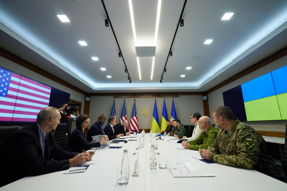 Президент України провів зустріч з Державним секретарем та міністром оборони США / фото ОП