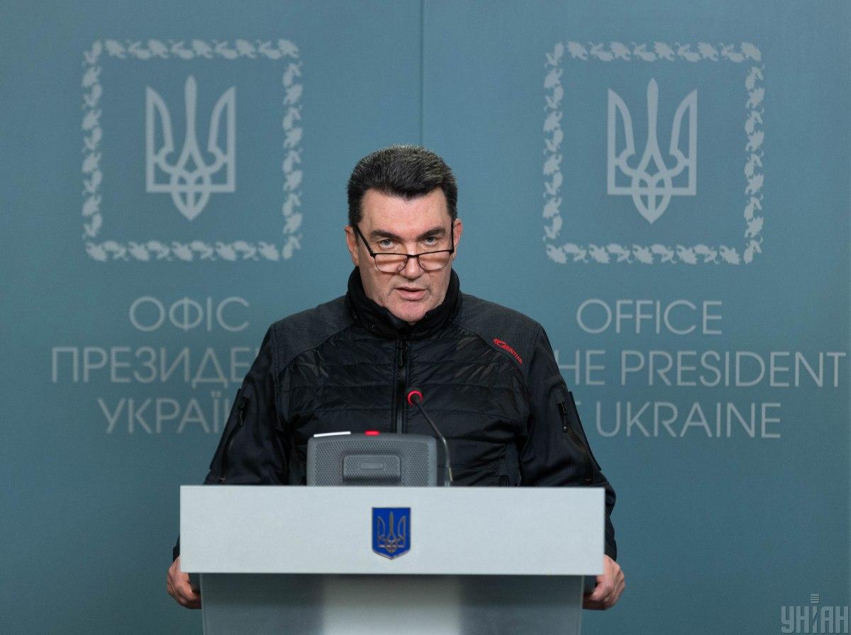 Данилов заявил, что решить кризис в энергетике помогут дальнобойные ракеты / фото УНИАН