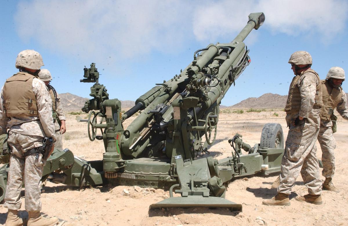 Украина получит шесть легких буксируемых гаубиц M777 / фото Википедия Украина получит шесть легких буксируемых гаубиц M777 / фото Википедия