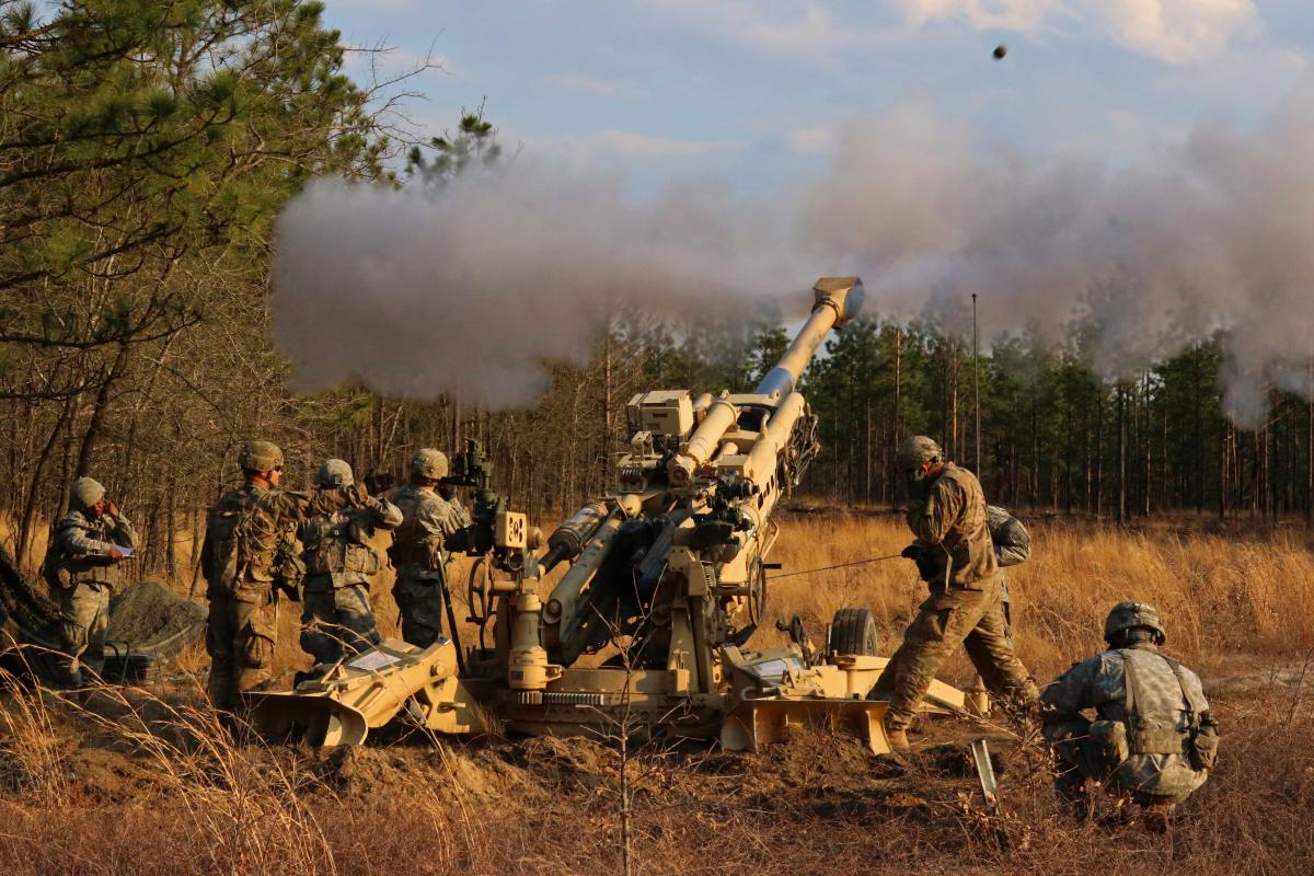 Причіпна гаубиця M777 / US Army Причіпна гаубиця M777 / US Army