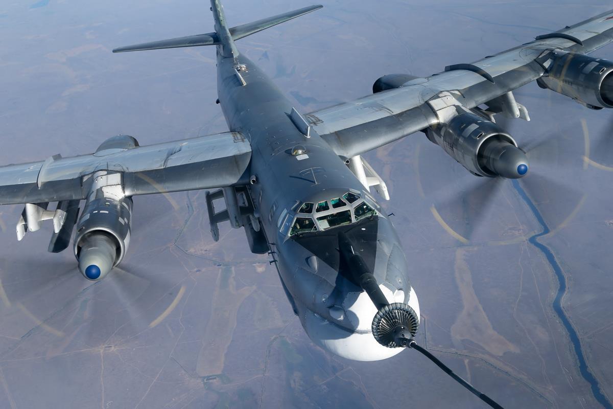 Россия атаковала Украину из Ту-95МС / фото Минобороны РФ Россия атаковала Украину из Ту-95МС / фото Минобороны РФ