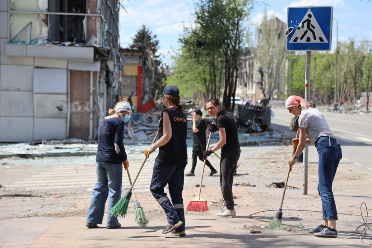 Окупанти готують Маріуполь до 9 травня / фото Петро Андрющенко