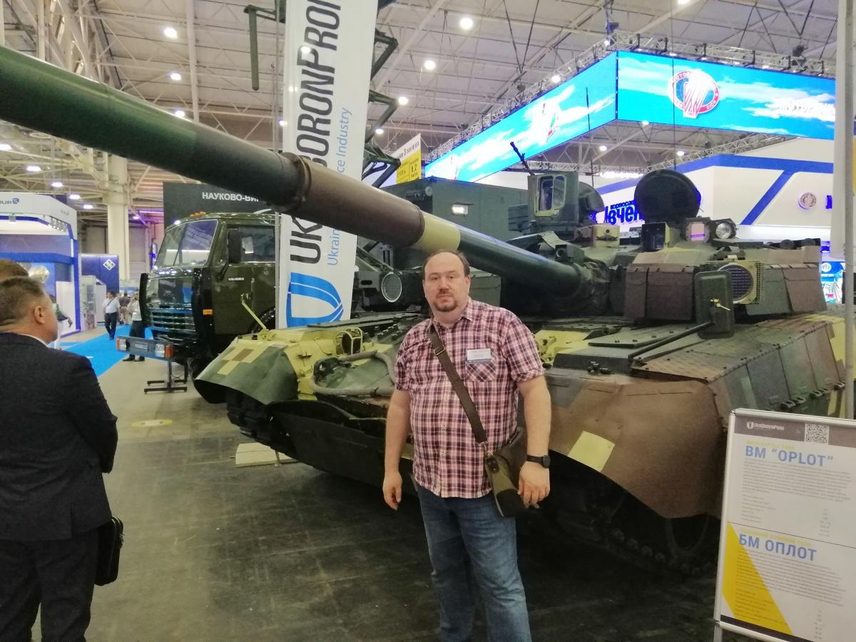 Росіяни чомусь вважали, що танки — це основа наступу, адже у них є величезна кількість техніки та піхоти / фото facebook.com/girohov
