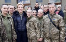 Експерт пояснила, навіщо росіяни поголили голови українським військовополоненим жінкам