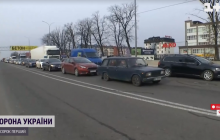 Жителі Києва розповіли, чому повертаються додому попри застереження влади (відео)