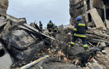 В Бородянці росіяни розстрілювали багатоповерхівки, люди помирали під завалами - МВС