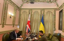 Британский премьер Джонсон прибыл в Киев (фото)