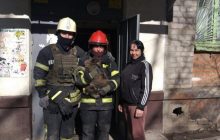 В Харькове из-под завалов многоэтажки спасли кота, который пробыл там полмесяца (видео)
