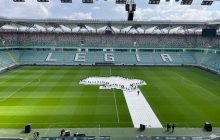 Напередодні благодійного матчу #StopWarInUkraine в Польщі футболісти "Динамо" та українські зірки зустрілися з вимушеними переселенцями