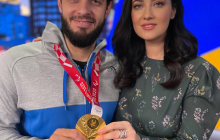 Соломія Вітвіцька та Сергій Ємельянов зібрали понад 1 мільйон гривень на броню та укомплектування захисників України