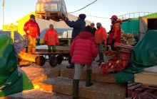 На станции "Академик Вернадский" прошла пересменка антарктических экспедиций (фоторепортаж)