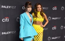 Звезды "Эмили в Париже" появились в сине-желтых нарядах в поддержку Украины