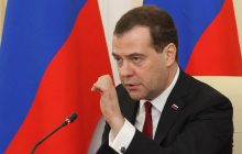 Медведев предлагает России заняться "денацификацией" всех иностранцев в рядах ВСУ