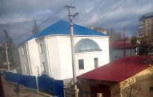 "На ваших руках – кровь": жителей райцентра на Тернопольщине пристыдили за походы в УПЦ МП