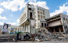 Больно смотреть: в сети показали, во что россияне превратили харьковские вузы (фото)