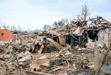 90 прильотів за добу: ворог б'є по Сумщині