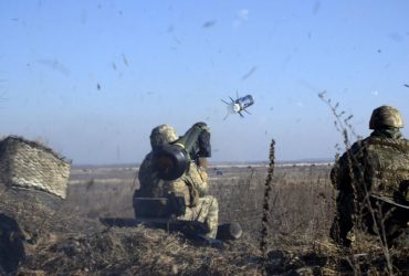 Россия отправляет в Иран часть захваченного в Украине оружия США - CNN