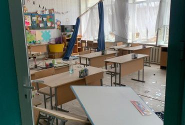 В Угледаре оккупанты из артиллерии обстреляли место раздачи гуманитарки: есть жертвы (фото)