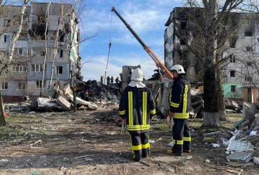 Самый разрушенный город Киевщины: в Бородянке из-под завалов начали доставать тела погибших