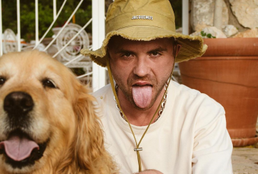 Бойфренда Дорофеевой обвинили в мошенничестве и побеге из Украины