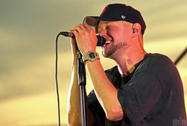 Будьте ви прокляті зі своїм руським миром: лідер Бумбокса жорстко звернувся до окупантів (відео)