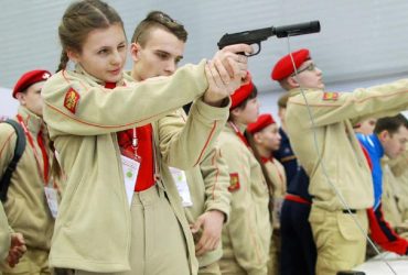 Останній бастіон Путіна: РФ готується залучити до війни проти України дітей з Юнармії