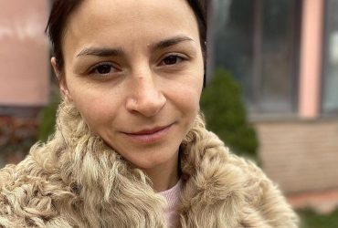 Оккупанты обстреляли семейное авто Илоны Гвоздевой (фото)