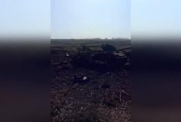 Українські десантники знищили танкову колону окупантів (відео)