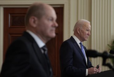 Хімічна атака в Маріуполі: США та Європа обіцяли РФ драматичні заходи та великі наслідки