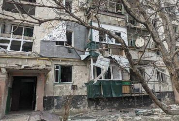 РФ из тяжелого вооружения обстреливает жилые кварталы всех свободных городов Луганщины (фото)