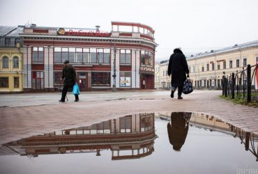 Майже 40% українців втратили роботу під час війни - опитування