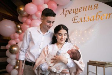 20-летний победитель Голоса страны Роман Сасанчин разводится с женой