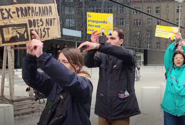 Українці в Берліні вимагали звільнення пропагандистки Овсяннікової з Die Welt