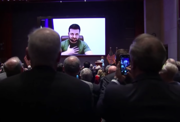 Белый дом выпустил монету, посвященную Зеленскому и Украине