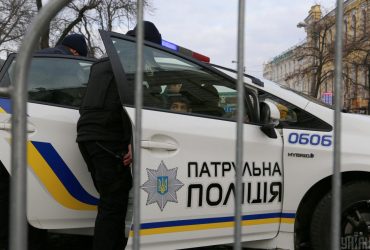 Окупанти обстріляли будівлю патрульної поліції у Лисичанську: шестеро постраждалих